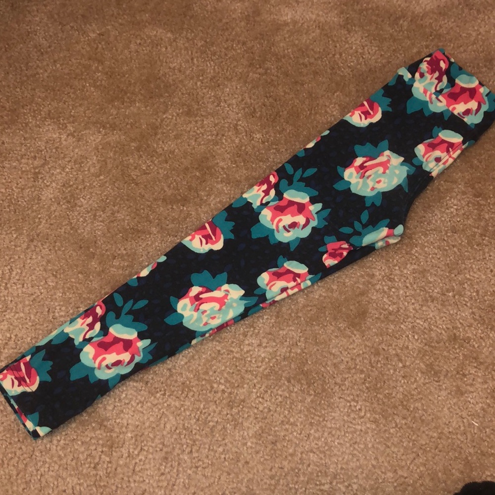 Lularoe kids leggings s/m